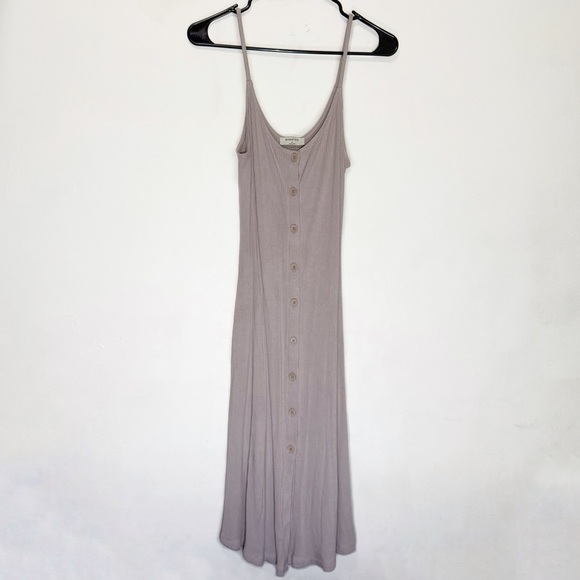 Aritzia Babaton Jayce Ribbed Buttoned Tank Midi Strap Dress, Lilac Fog size S - Picture 2 of 7